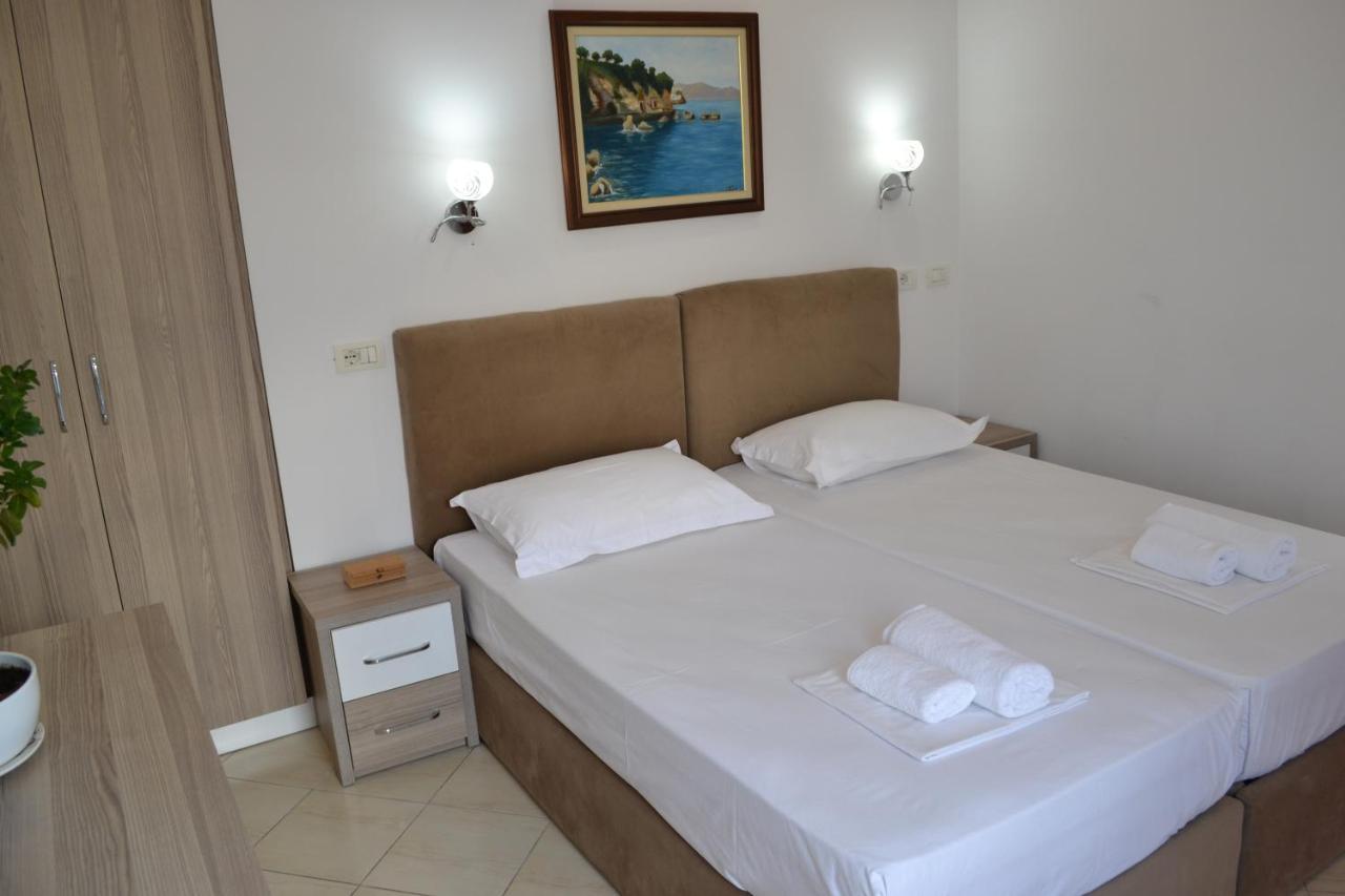 Seaview Penthouse 2 Bedrooms Apartment & Box Garage Vlorë 외부 사진