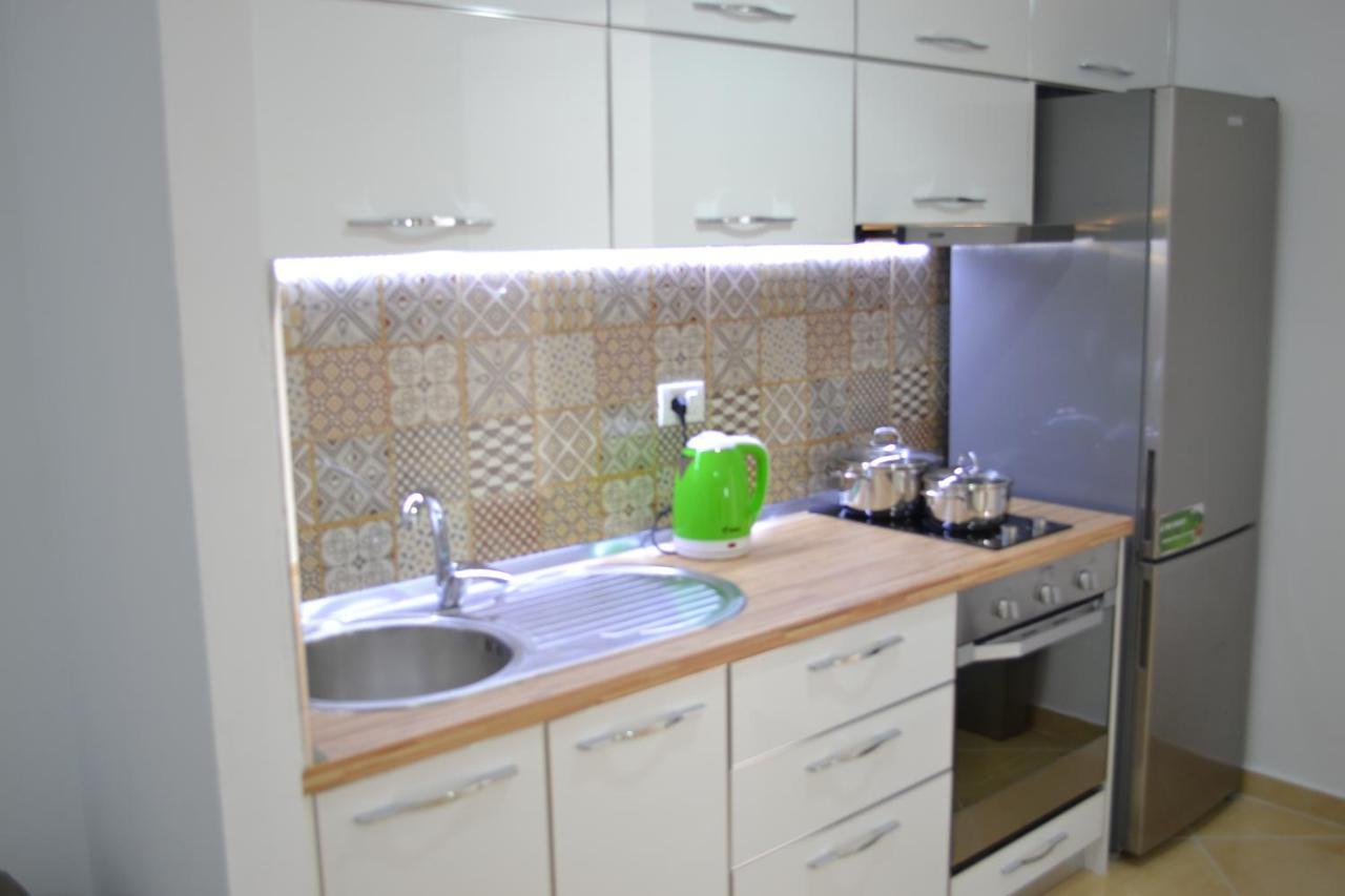 Seaview Penthouse 2 Bedrooms Apartment & Box Garage Vlorë 외부 사진