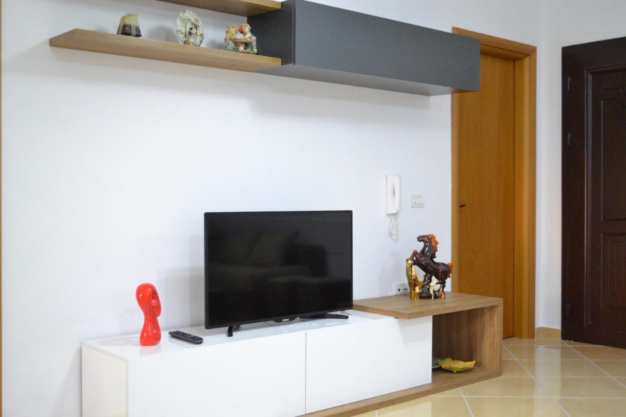Seaview Penthouse 2 Bedrooms Apartment & Box Garage Vlorë 외부 사진