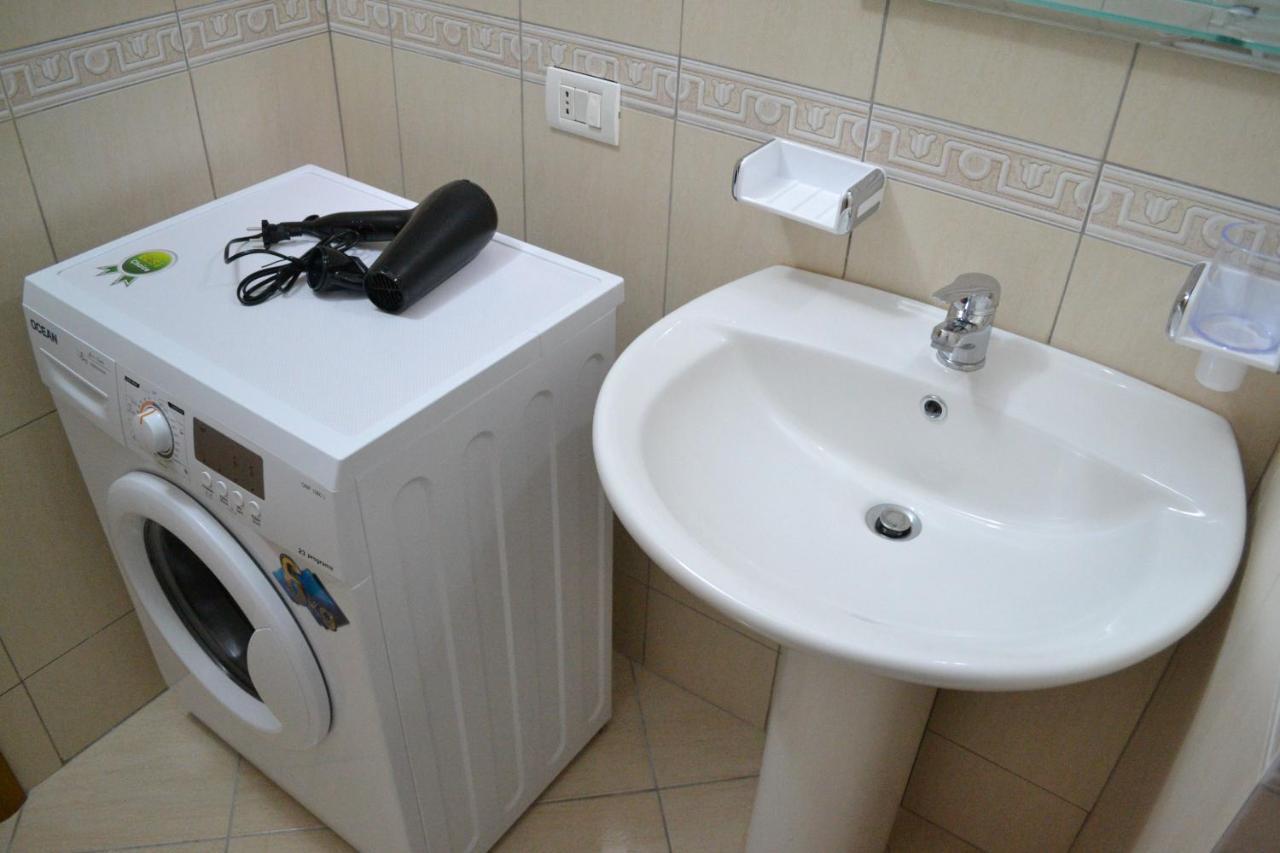 Seaview Penthouse 2 Bedrooms Apartment & Box Garage Vlorë 외부 사진