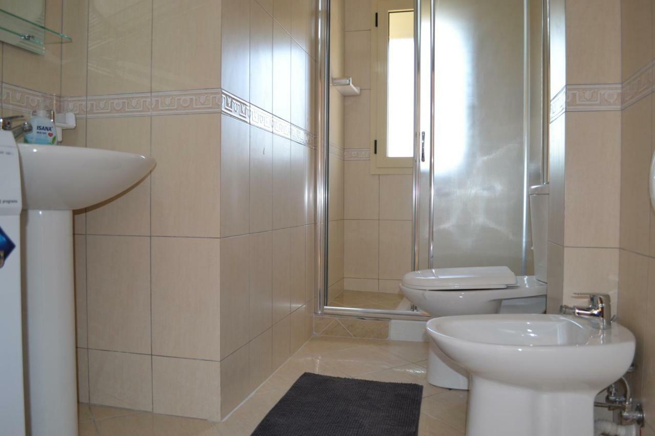 Seaview Penthouse 2 Bedrooms Apartment & Box Garage Vlorë 외부 사진