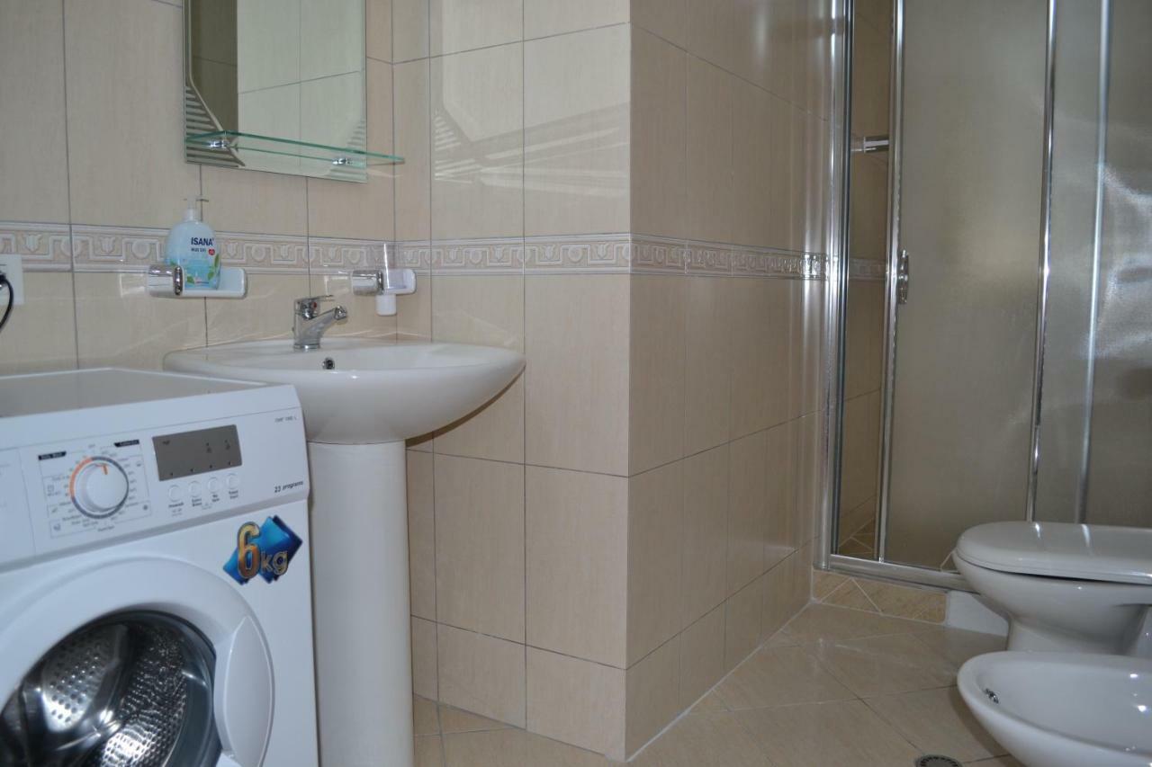 Seaview Penthouse 2 Bedrooms Apartment & Box Garage Vlorë 외부 사진